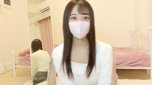 Snapshot of rinochan_v chatting on February 5, 11:59 am rinochan v online show from February 5, 11:59 am