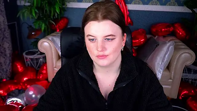 Snapshot of KristiFoxy chatting on February 12, 1:28 pm KristiFoxy online show from February 12, 1:28 pm