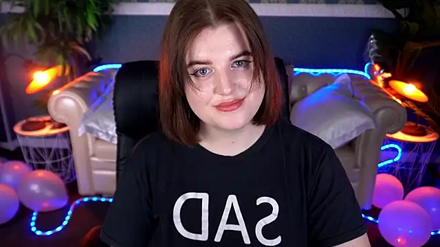 Snapshot of KristiFoxy chatting on March 3, 1:28 pm KristiFoxy online show from March 3, 1:28 pm