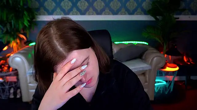 Snapshot of KristiFoxy chatting on April 29, 2:59 am KristiFoxy online show from April 29, 2:59 am