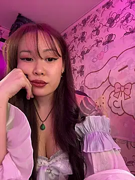 Snapshot of YukiiTYAN chatting on August 6, 5:48 pm YukiiTYAN online show from August 6, 5:48 pm