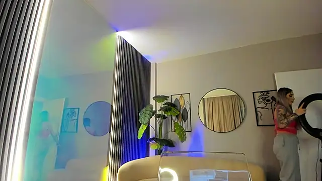 MissObsidian online show from February 15, 9:11 pm