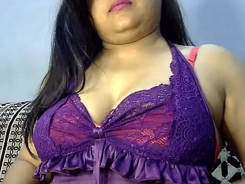 Snapshot of Miss-Prity chatting on May 7, 6:02 pm Miss-Prity online show from May 7, 6:02 pm