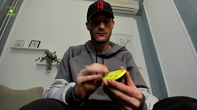 Deymond Russo online show from February 27, 5:24 pm