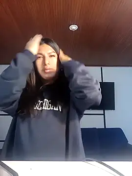 Snapshot of MeelFox chatting on February 23, 12:13 pm MeelFox online show from February 23, 12:13 pm