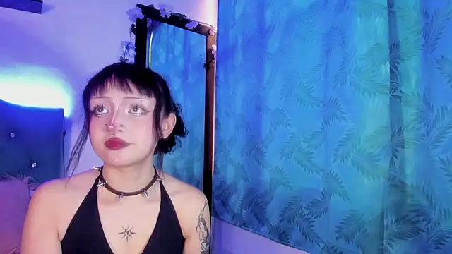 Snapshot of Gemma_honey chatting on February 6, 1:25 pm Gemma honey online show from February 6, 1:25 pm