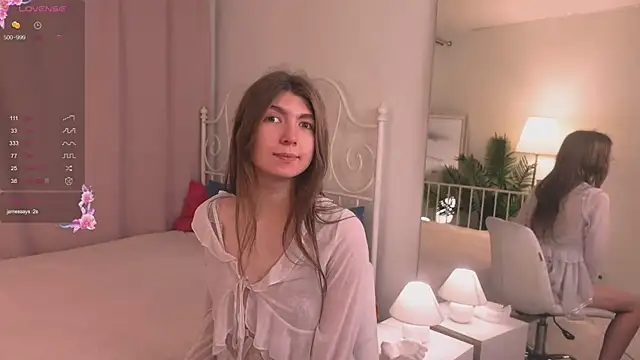 Bubble Chloe online show from March 9, 2:10 pm