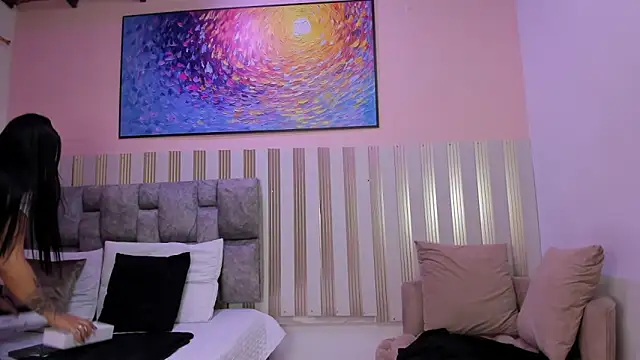 nina glow online show from April 14, 11:27 am