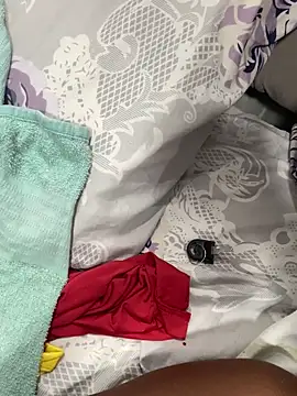 Snapshot of tai011 chatting on February 9, 4:11 pm tai011 online show from February 9, 4:11 pm