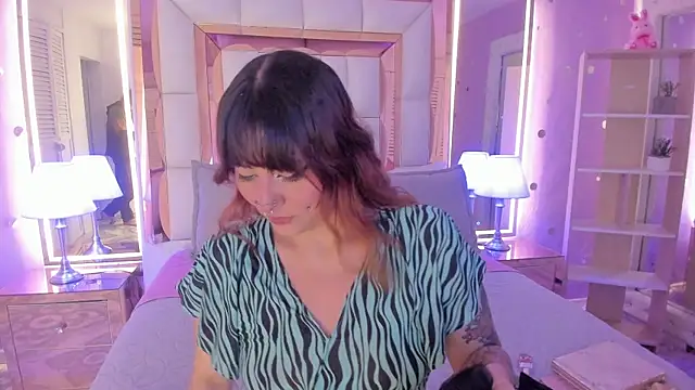 Goldentemptation  online show from July 2, 7:53 pm