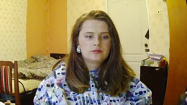 Miss Iriss online show from February 17, 2:24 pm