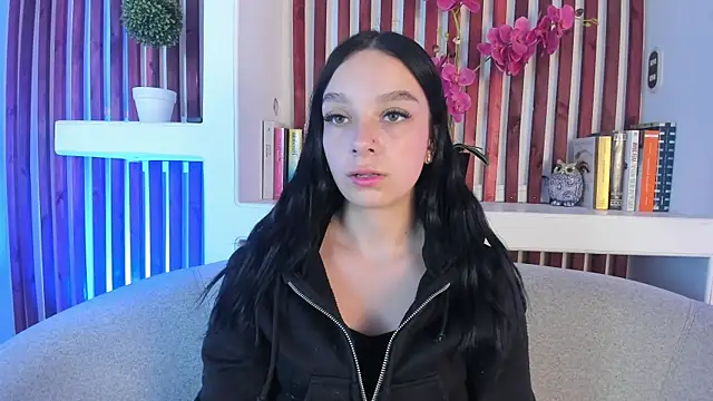 Elizabeth Ferrer online show from April 9, 12:32 pm