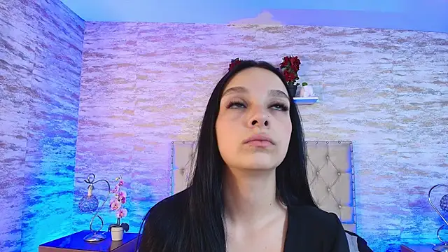 Elizabeth Ferrer online show from April 16, 12:17 pm