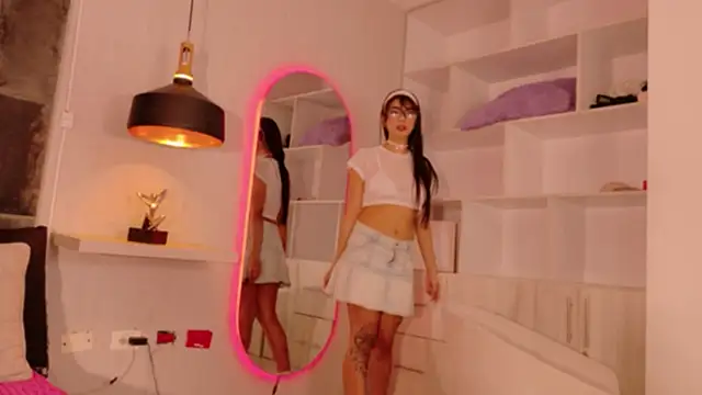 Pikayle online show from April 14, 11:00 pm