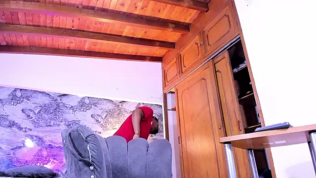 Jeus Stanley online show from March 5, 3:24 am