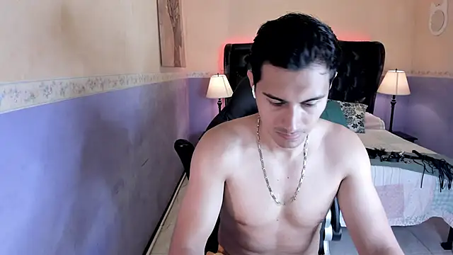 Mike Conors online show from March 18, 2:26 am