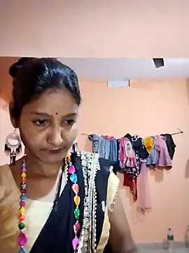 Snapshot of Ayesharani1 chatting on February 10, 3:27 pm Ayesharani1 online show from February 10, 3:27 pm