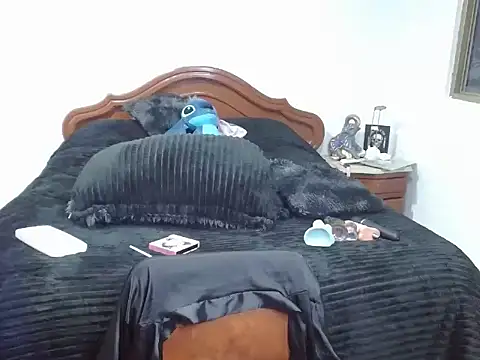 Snapshot of Alylatina chatting on February 7, 12:53 pm Alylatina online show from February 7, 12:53 pm