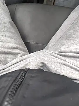 Snapshot of Tettoman28_ chatting on February 4, 2:23 pm Tettoman28 online show from February 4, 2:23 pm