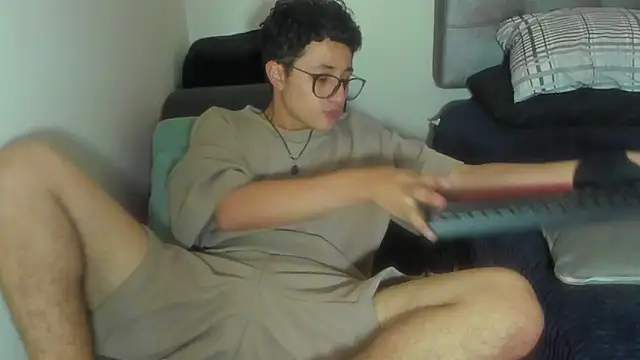 Adonibaskerville4 online show from February 27, 2:17 pm