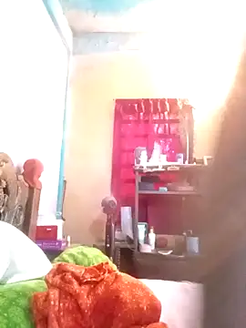 Snapshot of Emma_stiz chatting on February 9, 9:19 pm Emma stiz online show from February 9, 9:19 pm