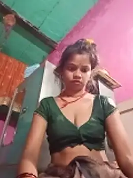 Snapshot of Cut_ikina chatting on June 19, 10:13 pm Cut ikina online show from June 19, 10:13 pm