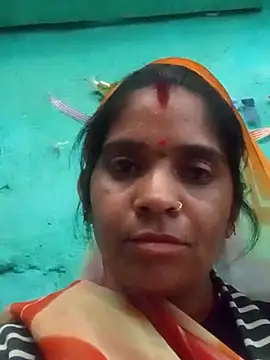 Snapshot of Hot_ras28 chatting on February 6, 9:45 am Hot ras28 online show from February 6, 9:45 am