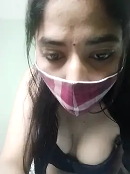 Kitti-Sharma online show from March 28, 8:03 am