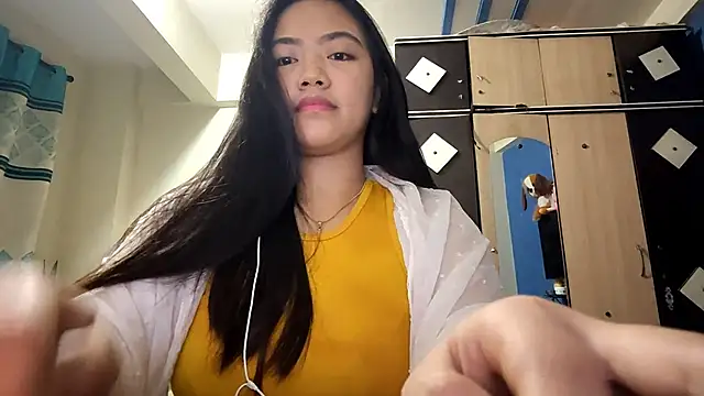 Snapshot of AntoninaDamewood chatting on February 13, 1:07 pm AntoninaDamewood online show from February 13, 1:07 pm