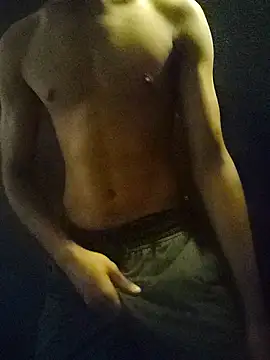 Snapshot of vihan_roy chatting on February 3, 12:32 pm vihan roy online show from February 3, 12:32 pm