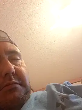 Snapshot of bojo69 chatting on February 26, 7:51 am bojo69 online show from February 26, 7:51 am