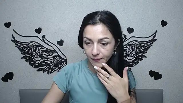 EvaClarkk online show from July 9, 5:22 am
