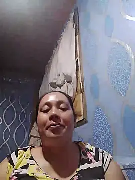 Snapshot of May_Bombs chatting on June 29, 12:16 pm May Bombs online show from June 29, 12:16 pm