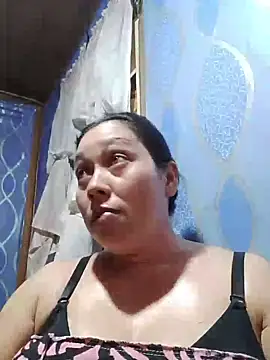 Snapshot of May_Bombs chatting on July 7, 12:42 pm May Bombs online show from July 7, 12:42 pm