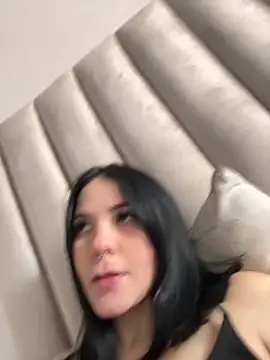 Snapshot of lolibahia chatting on February 22, 3:54 pm lolibahia online show from February 22, 3:54 pm