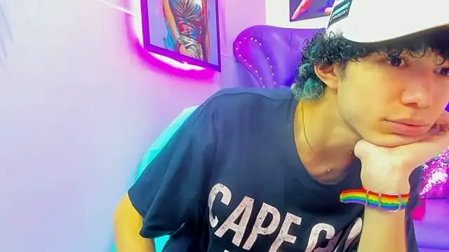 thanier 18 online show from February 7, 7:50 pm