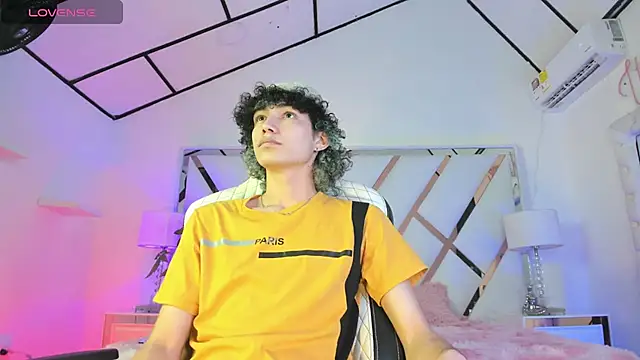 thanier 18 online show from April 8, 7:25 pm