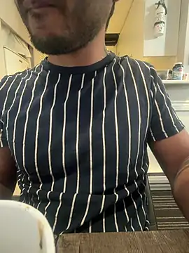 DaggerTie online show from February 4, 1:39 pm