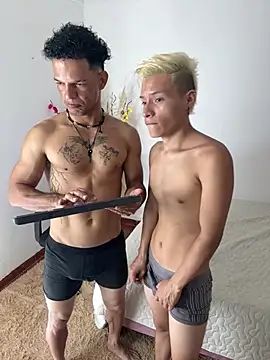 MaxyRyan online show from February 5, 1:05 pm