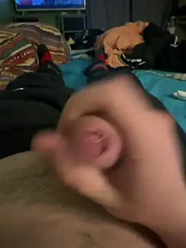 Snapshot of bouillant25ans chatting on March 25, 10:49 pm bouillant25ans online show from March 25, 10:49 pm