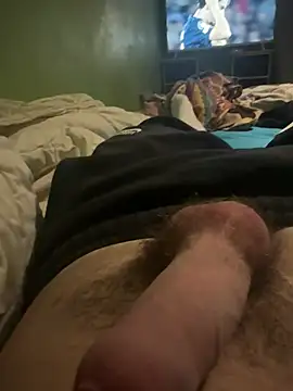 Snapshot of bouillant25ans chatting on April 8, 9:04 pm bouillant25ans online show from April 8, 9:04 pm