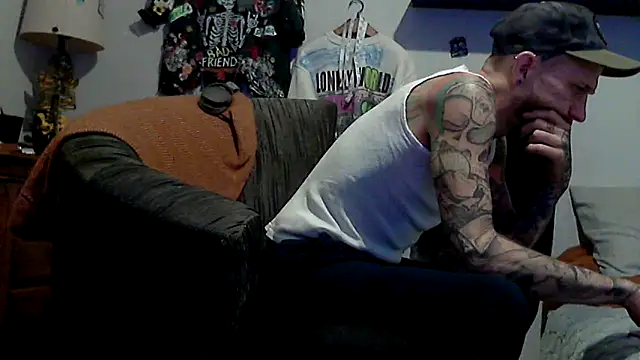 Snapshot of F_D_R_ chatting on February 4, 9:09 pm F D R online show from February 4, 9:09 pm