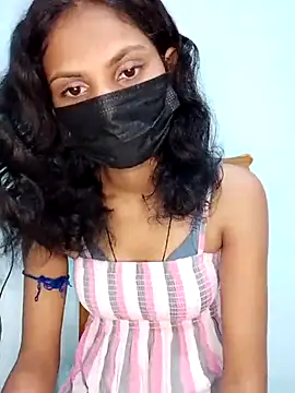 Snapshot of Baby_dall1 chatting on July 7, 1:04 pm Baby dall1 online show from July 7, 1:04 pm
