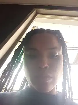 Maggyx online show from February 24, 1:09 pm