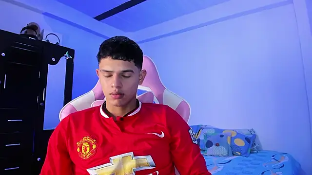 Adrian Prime  online show from February 26, 6:40 pm