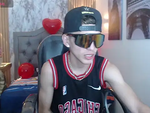 Snapshot of Asher_costa chatting on February 14, 6:26 pm Asher costa online show from February 14, 6:26 pm