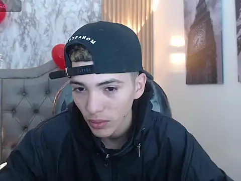 Snapshot of Asher_costa chatting on February 17, 6:36 pm Asher costa online show from February 17, 6:36 pm