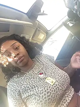 prettybrown9 online show from February 12, 8:26 pm