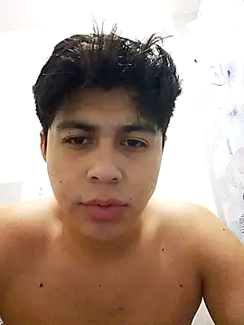 Snapshot of dark0p12 chatting on February 19, 7:59 am dark0p12 online show from February 19, 7:59 am