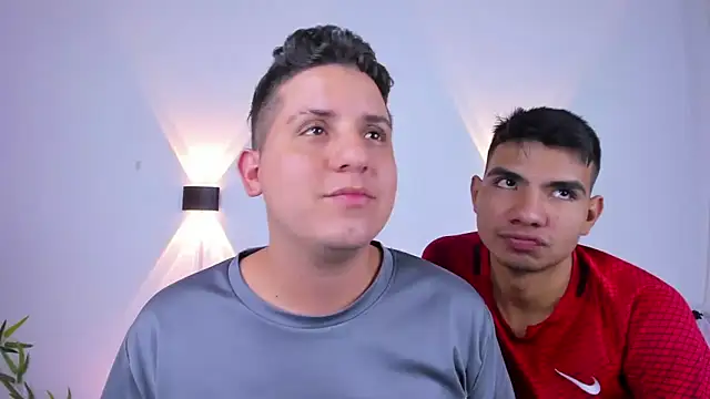 Snapshot of blacke1 chatting on February 21, 1:39 am blacke1 online show from February 21, 1:39 am